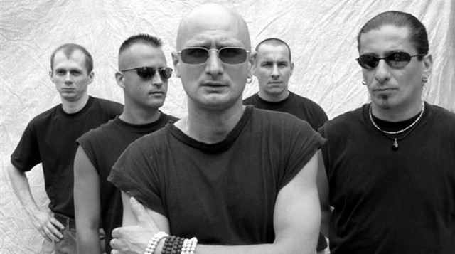 Cipő-emlékkoncert a mínusz egyedik napon a Szigeten! Jegyek és fellépők itt!