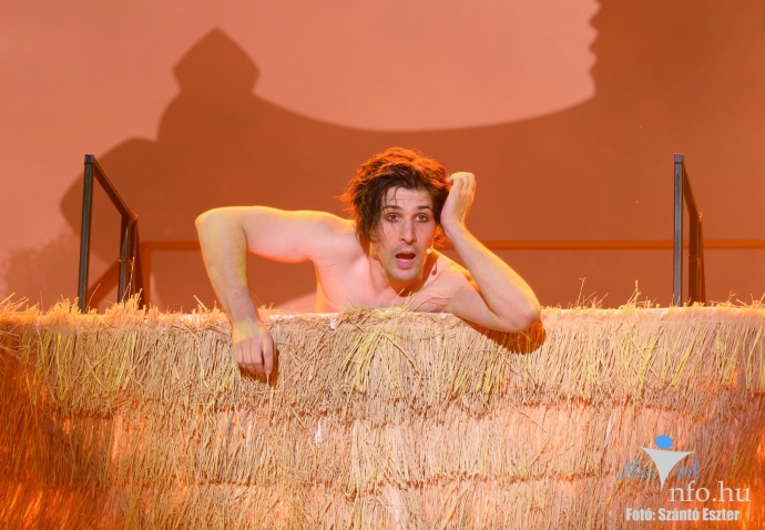 Ember Márkkal tér vissza a 3 testőr Szegedre! Jegyek még kaphatóak!