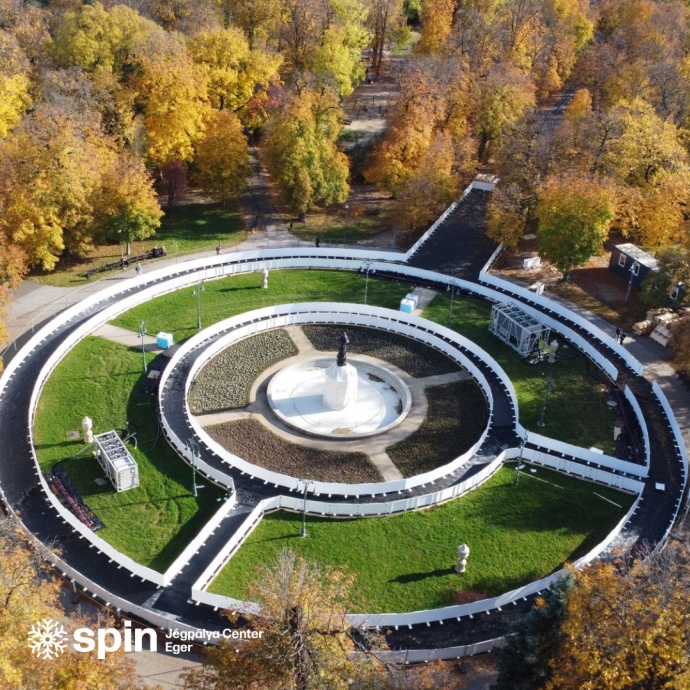 Idén ez a legmenőbb jégpálya az országban!