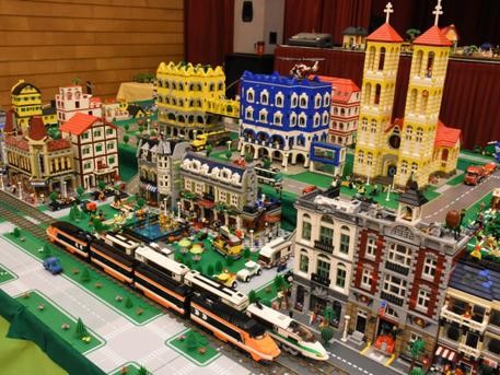 LEGO® város és vasútmodell kiállítás és játszóház 2024-ben Budapesten - Jegyek itt!