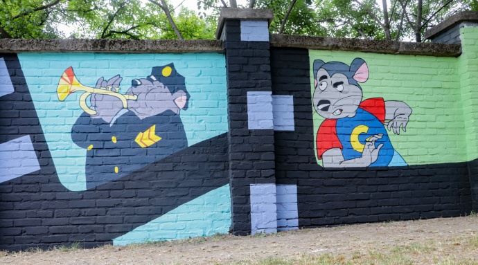 Macskafogó és sok más animáció Budapest egyik falán! Cím és képek itt!