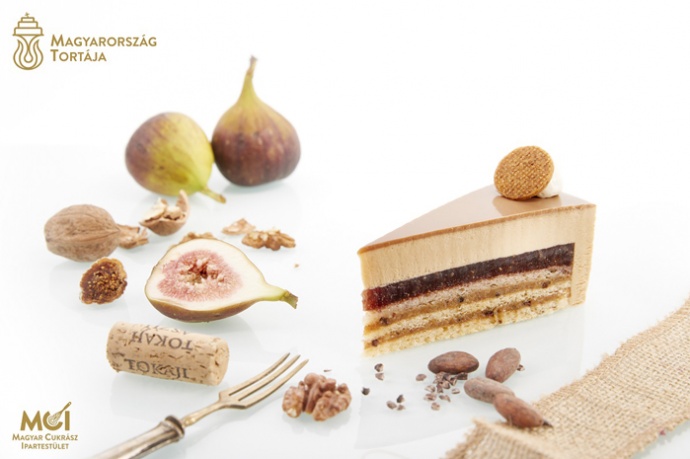 Megkóstoltuk a Magyarország Tortája 2023-as győztesét A SPICCES FÜGE RESPEKTUS  tortát! VIDEÓ ITT!