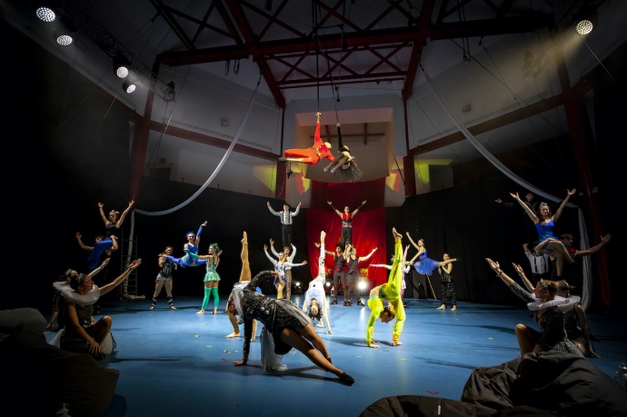 Nyárindító Cirkusz Show Szarvason a Vízi Színpadon - Jegyek itt!
