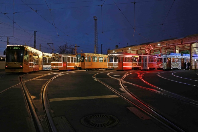 Összegyűjtöttük a budapesti Fényjáratok menetrendjeit!