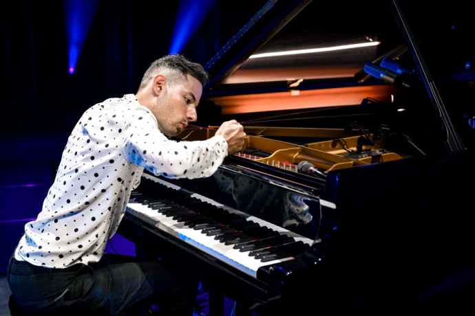 Péter Bence koncert 2024-ben Kecskeméten az Agorában - Jegyek itt!